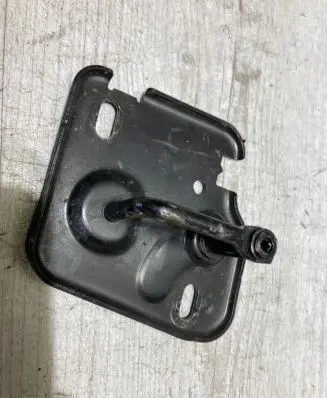 Audi A3 8Y Engine bonnet/hood lock/latch loop/hook 81A823186A