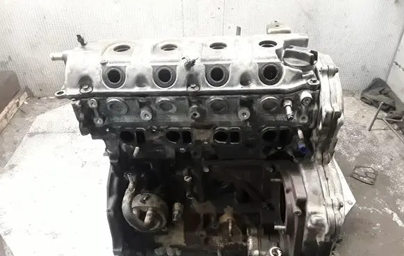 Nissan X-Trail T30 Engine YD22