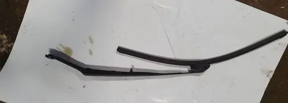 BMW 3 E46 Windshield/front glass wiper blade NOCODE