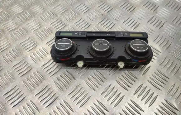 Volkswagen Golf V Climate control unit