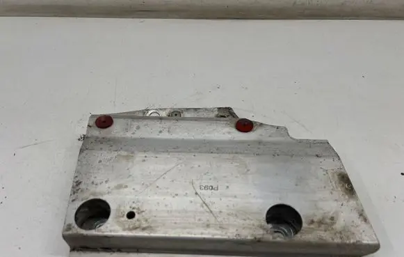 Polestar 2 Hybrid/electric vehicle battery bracket P093