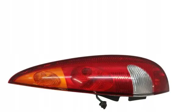 Nissan Almera Tino Rear/tail lights