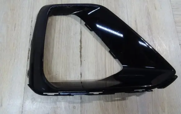 Audi Q8 Front bumper lower grill 4M8853054