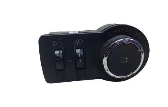 Opel Astra J Light switch 153665KASACJ