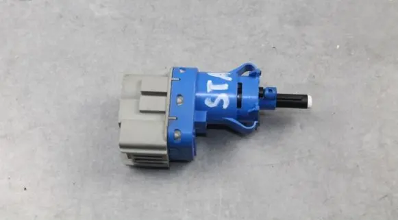 Ford Focus Brake pedal sensor switch 8T4T9G854AA