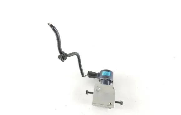 Toyota RAV 4 (XA50) Air conditioning (A/C) expansion valve 4475200270 12D17 HFC134A