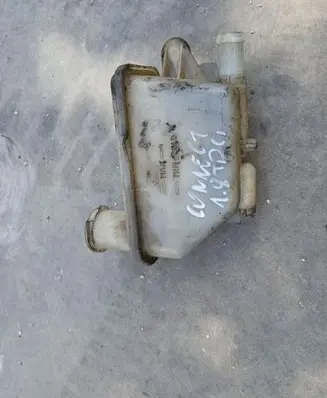 Ford Transit - Tourneo Connect Power steering fluid tank/reservoir 7T163R700AB