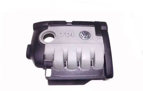 Volkswagen Golf V Engine cover (trim) 03G103907