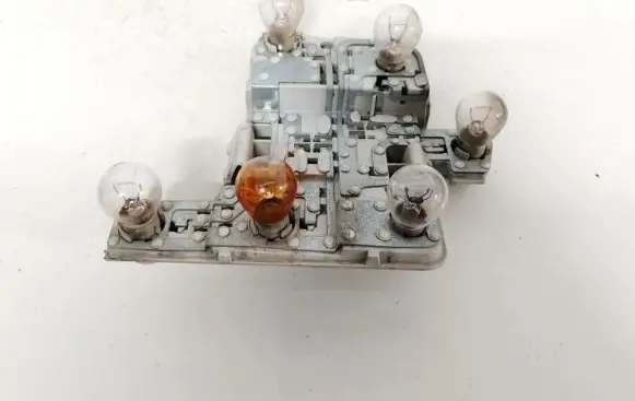 Volvo S40 Tail light bulb cover holder