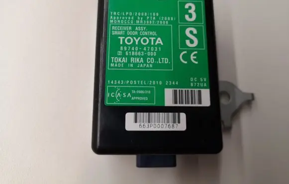 Toyota Prius (XW30) Door control unit/module 8974047031 61B663000
