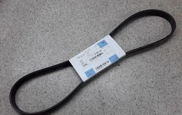 BMW 3 G20 G21 Alternator belt 8580361