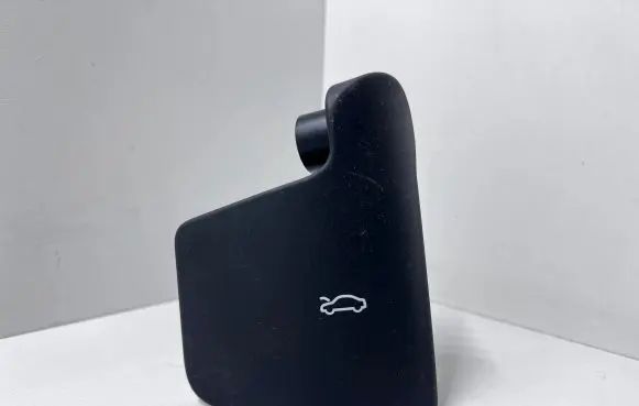 Audi Q5 SQ5 Engine bonnet (hood) release handle PA6GF30