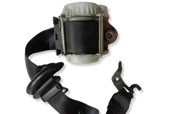 BMW 3 E90 E91 Front seatbelt 33035173