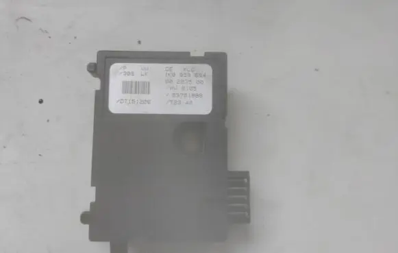 Volkswagen PASSAT B6 Steering angle sensor 1K0959654 03701988