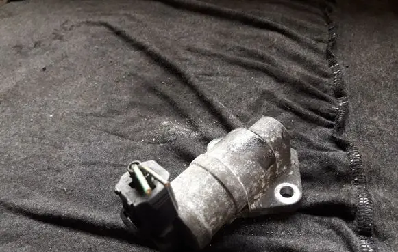 Ford Mondeo MK II EGR valve