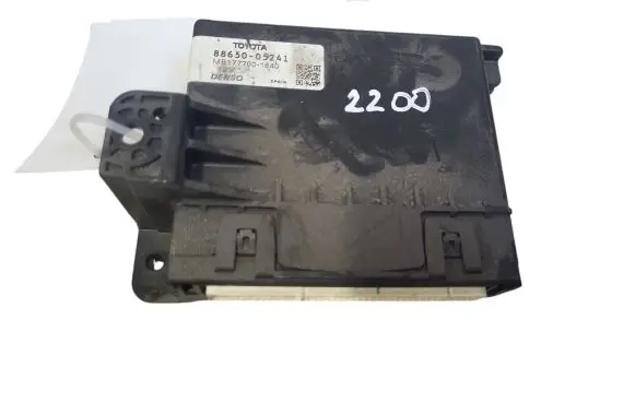 Toyota Avensis T270 Air conditioner control unit module 8865005241 MB1777001840