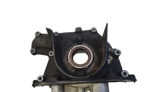 Opel Insignia A Oil pump 55566000