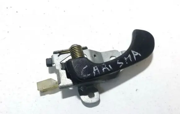 Mitsubishi Carisma Front door interior handle mr288395