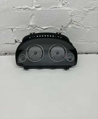 BMW 5 F10 F11 Speedometer (instrument cluster) 2339299 9291410 25811511