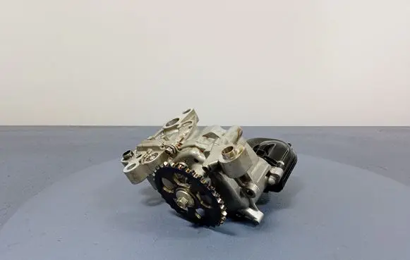 Mazda 3 II Oil pump PE7W14100