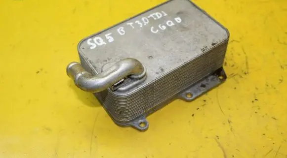 Audi Q5 SQ5 Engine oil radiator S789630AL