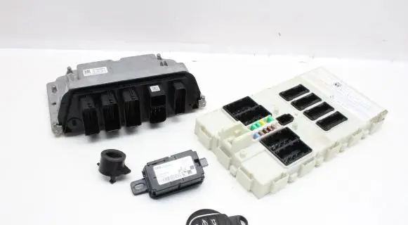 Mini One - Cooper F56 F55 Engine ECU kit and lock set 8627205 0261S10347