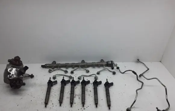 BMW 7 G11 G12 Fuel injection system set 8571555 0445118