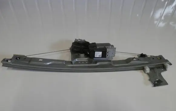 Peugeot 207 Front door window regulator with motor 9671270980