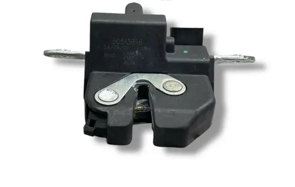 Alfa Romeo Mito Tailgate/trunk/boot lock/catch/latch 50513866 B805 B0394