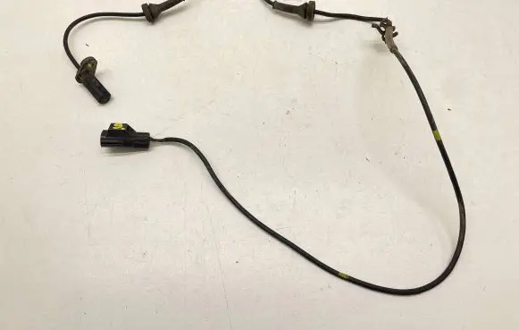 Volvo S80 ABS brake wheel speed sensor 9467580
