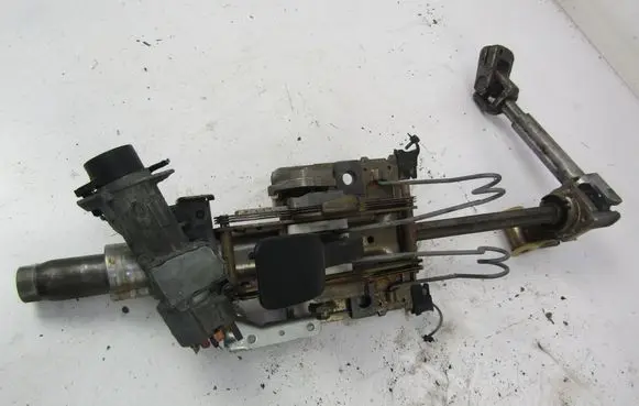 Skoda Fabia Mk1 (6Y) Steering rack mechanical part 
