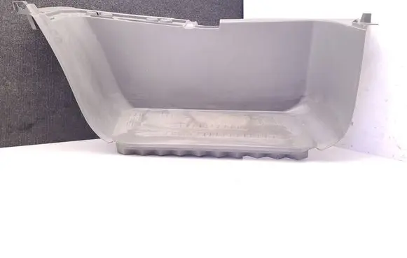 Man TGE 1gen Front sill trim cover 7C0863735B