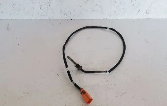 Volkswagen Polo V 6R Exhaust gas temperature sensor 03P906088D
