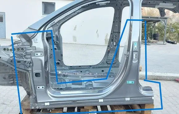 Mercedes-Benz GLA H247 Sill 