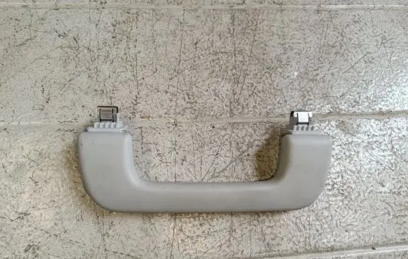Audi A5 8T 8F Front interior roof grab handle 8K0857607