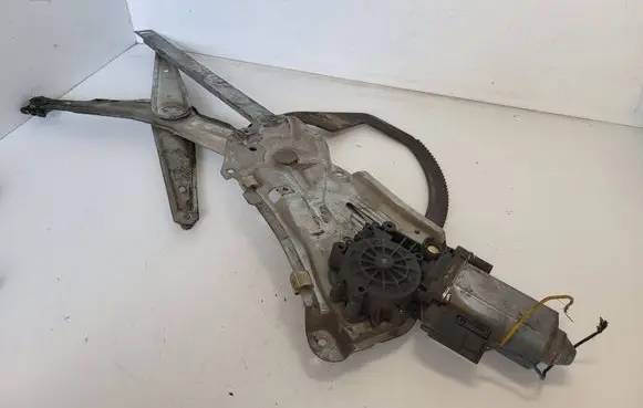 BMW 3 E36 Front door electric window regulator 1977580