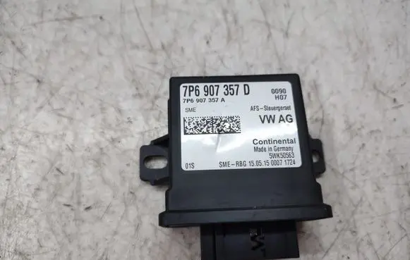 Volkswagen Golf VII Light module LCM 7P6907357D
