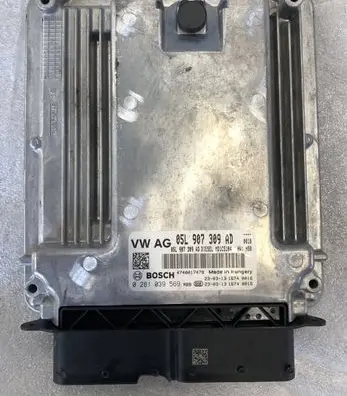 Volkswagen Multivan T6 Engine control unit/module 05L907309AD 0281039569