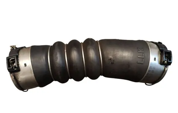 BMW 5 F10 F11 Intercooler hose/pipe 7800144