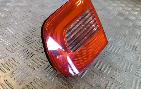 Volkswagen Eos Tailgate rear/tail lights 1q0945094
