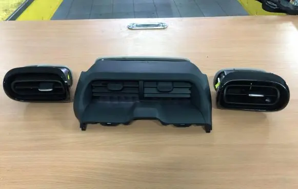 Toyota Yaris XP210 Dashboard side air vent grill/cover trim