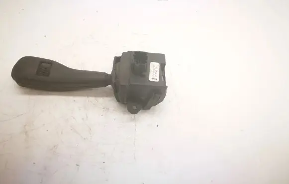 BMW 5 E39 Indicator stalk 8375407