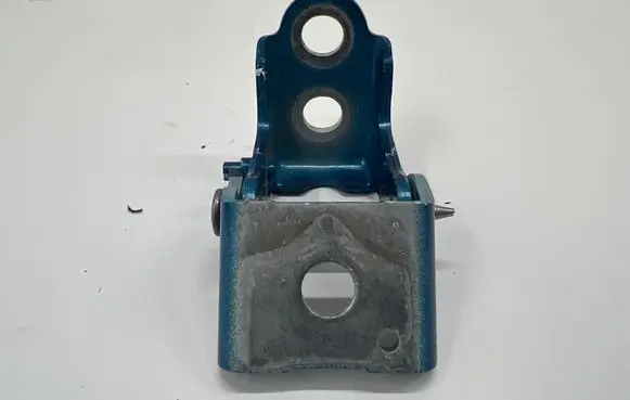 Peugeot 3008 III Front door upper hinge 9850559580