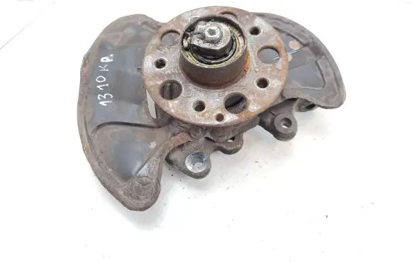 Mercedes-Benz SLK R171 Front wheel hub