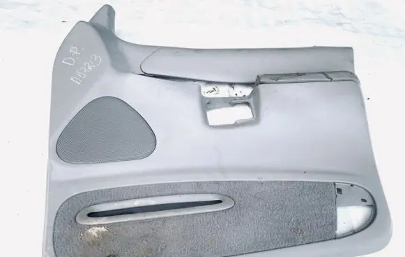 Ford Explorer Front door card panel trim f57b7823942 f67b7823942