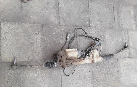 Opel Astra J Steering rack 13363851 P13363851