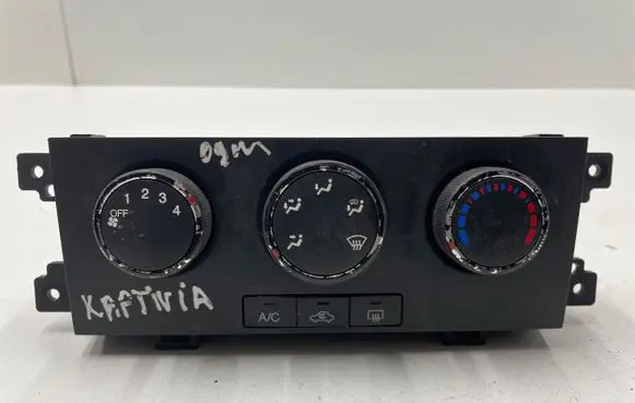 Chevrolet Captiva Climate control unit 96820197 0810020054