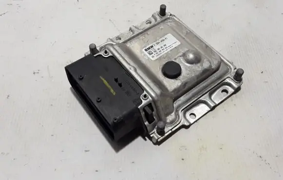 BMW X5 F15 Adblue control unit 7394466