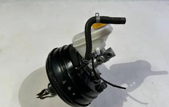 Subaru WRX VB II Brake booster 8757852