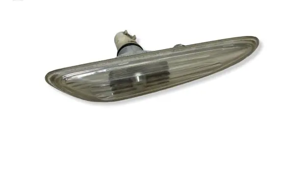 BMW 3 E46 Front fender indicator light 8382104